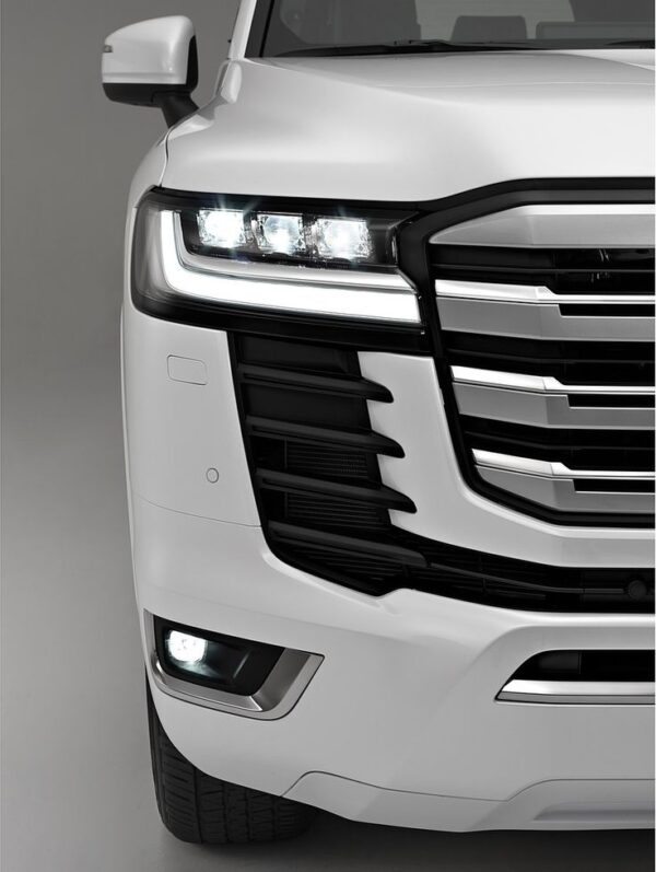 LED Headlights for Toyota Land Cruiser LC300 2022-2024, Dynamic Turn Signal, DRL, Plug-and-Play Head Lamp Assembly - Image 6